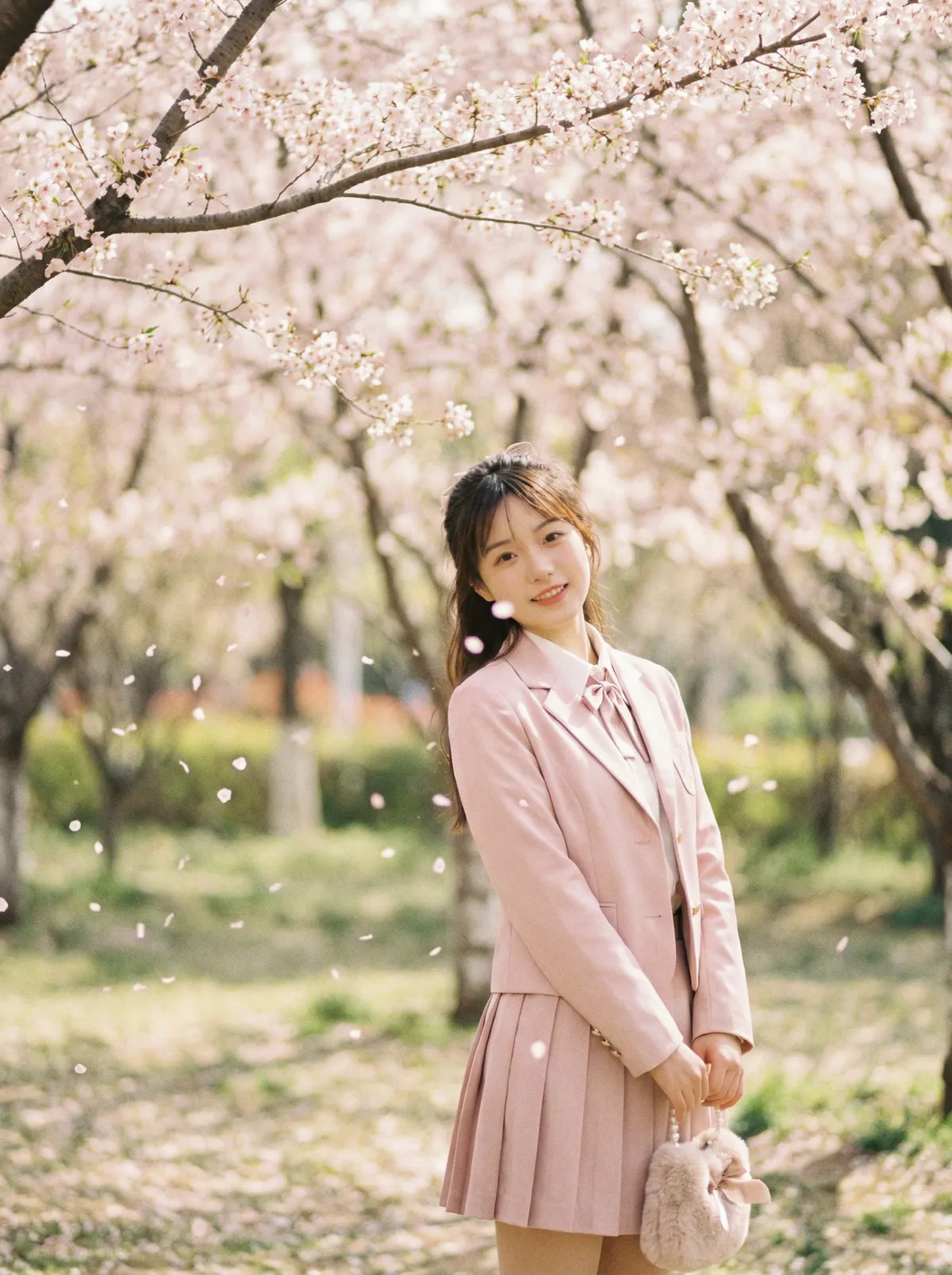 我穿越到全是女孩子的世界 JK制服穿搭灵感分享